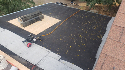 LAUNDRYROOF2 W LAUNDRYROOF2 W